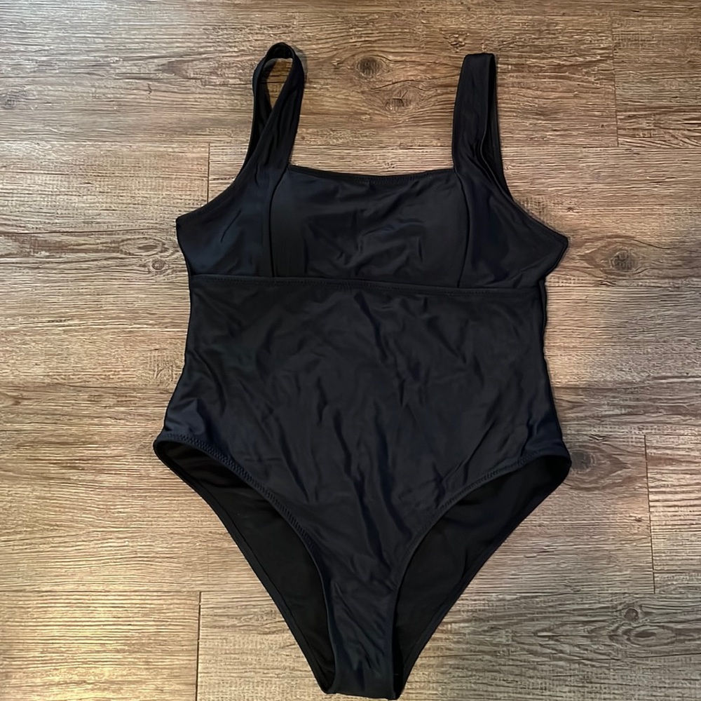 SHEIN Black One-piece Swimsuit